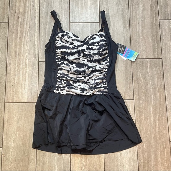 Swim Solutions Women's Twist-Front Tummy-Control Skater Swimdress NWT Size 14 - Picture 1 of 7